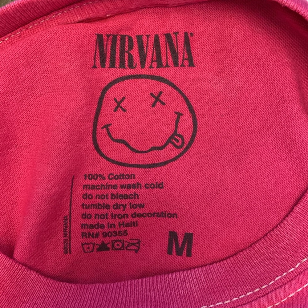 New NIRVANA PINK ACID WASH SMILEY TEE- SIZE M - Picture 5 of 5